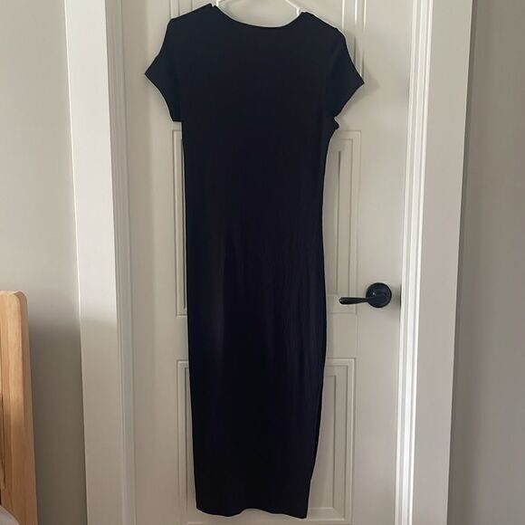 Elie Tahari Navy Short Sleeve Ribbed Twist Waist Maxi Dress - Picture 3 of 6